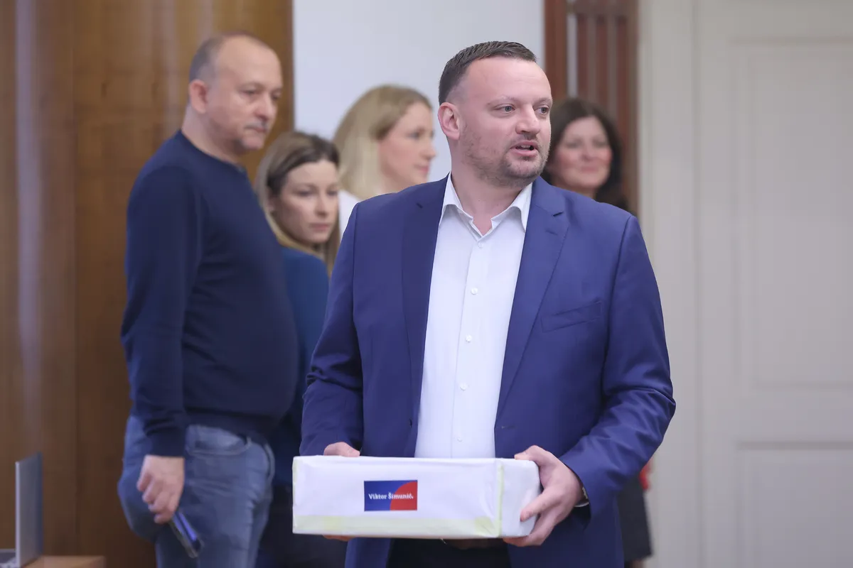 USKOK u kući Viktora Šimunića? Njemu i roditeljima uzeli rač