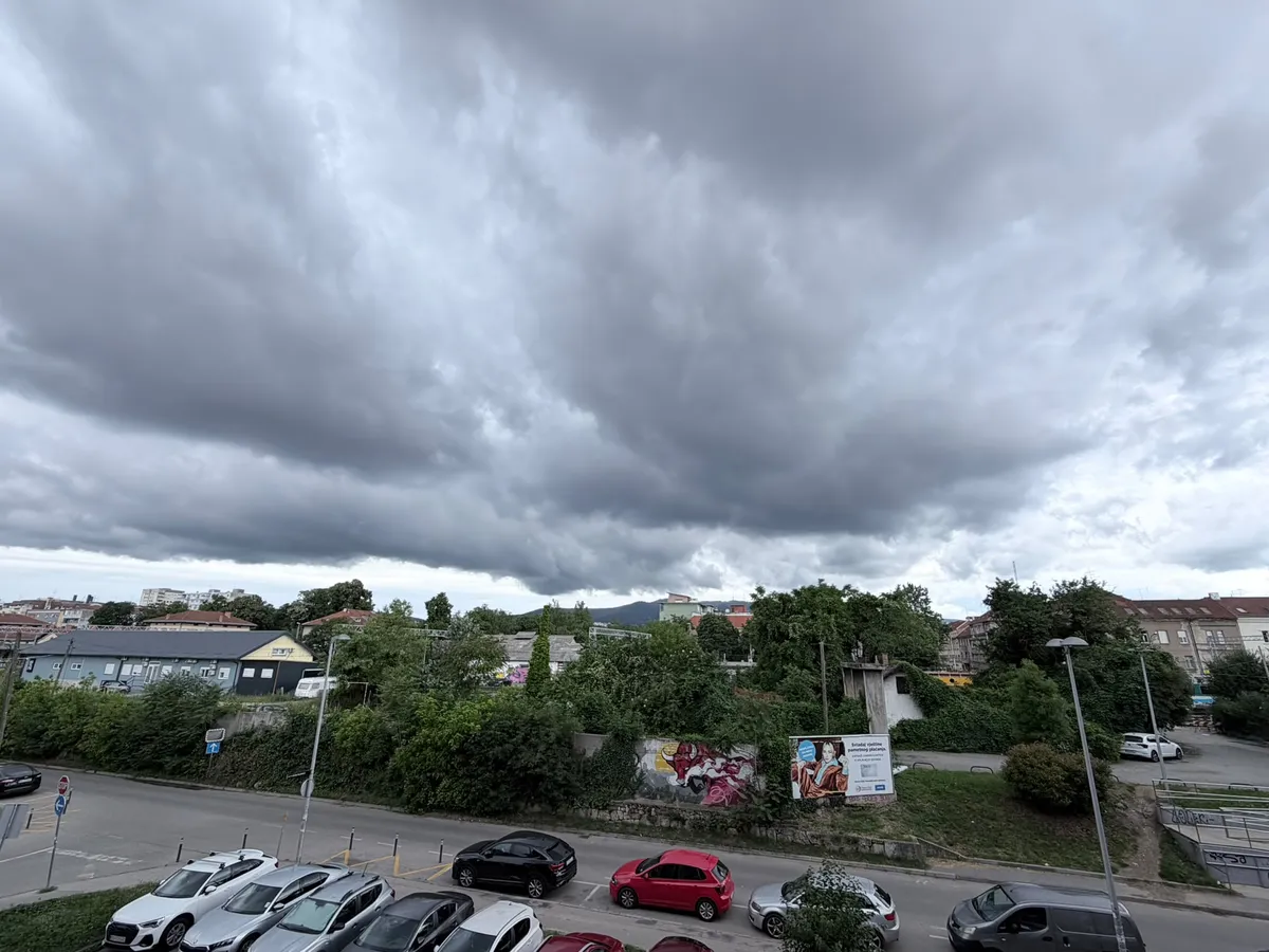 Meteoalarm upozorava na nevrijeme, temperature bi mogle pasti za više od 10 stupnjeva