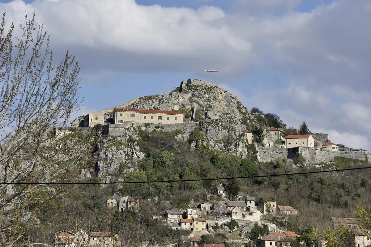 Knin treći dan bez vode, prijetio odron: "Moglo je biti mrtv