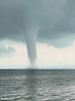 VIDEO / U Njemačkoj snimljen golemi vodeni tornado