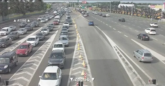 Pojačan promet u smjeru mora: Na autocestama se stvaraju kilometarske kolone