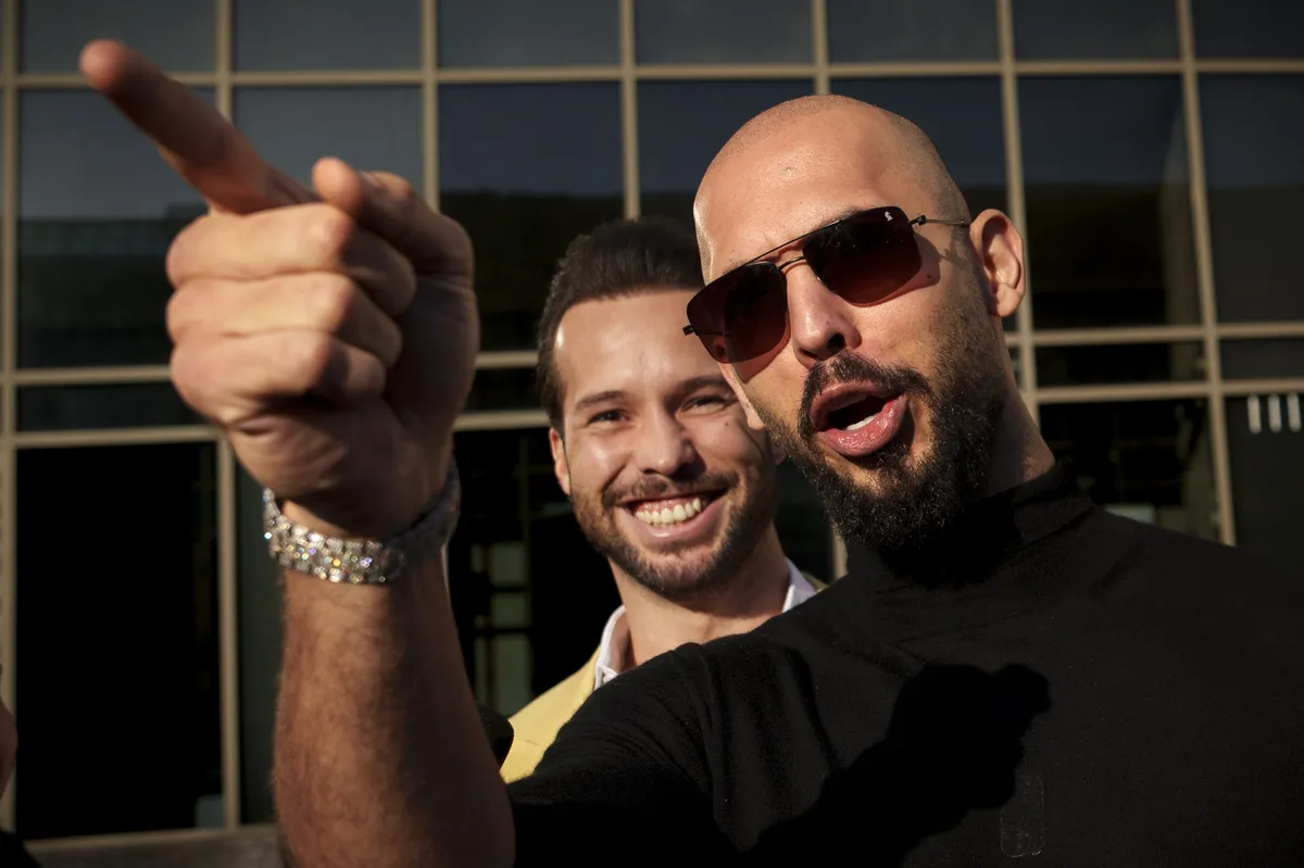 VIDEO / Uhićeni mizogini influenceri Andrew i Tristan Tate