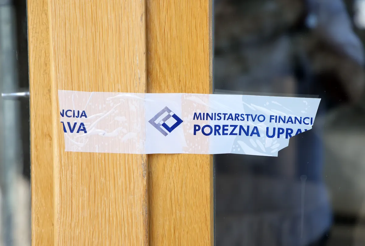 Kazna ili uništavanja poslovanja? Poduzetnici reagirali na zatvaranje kafića zbog nekoliko eura