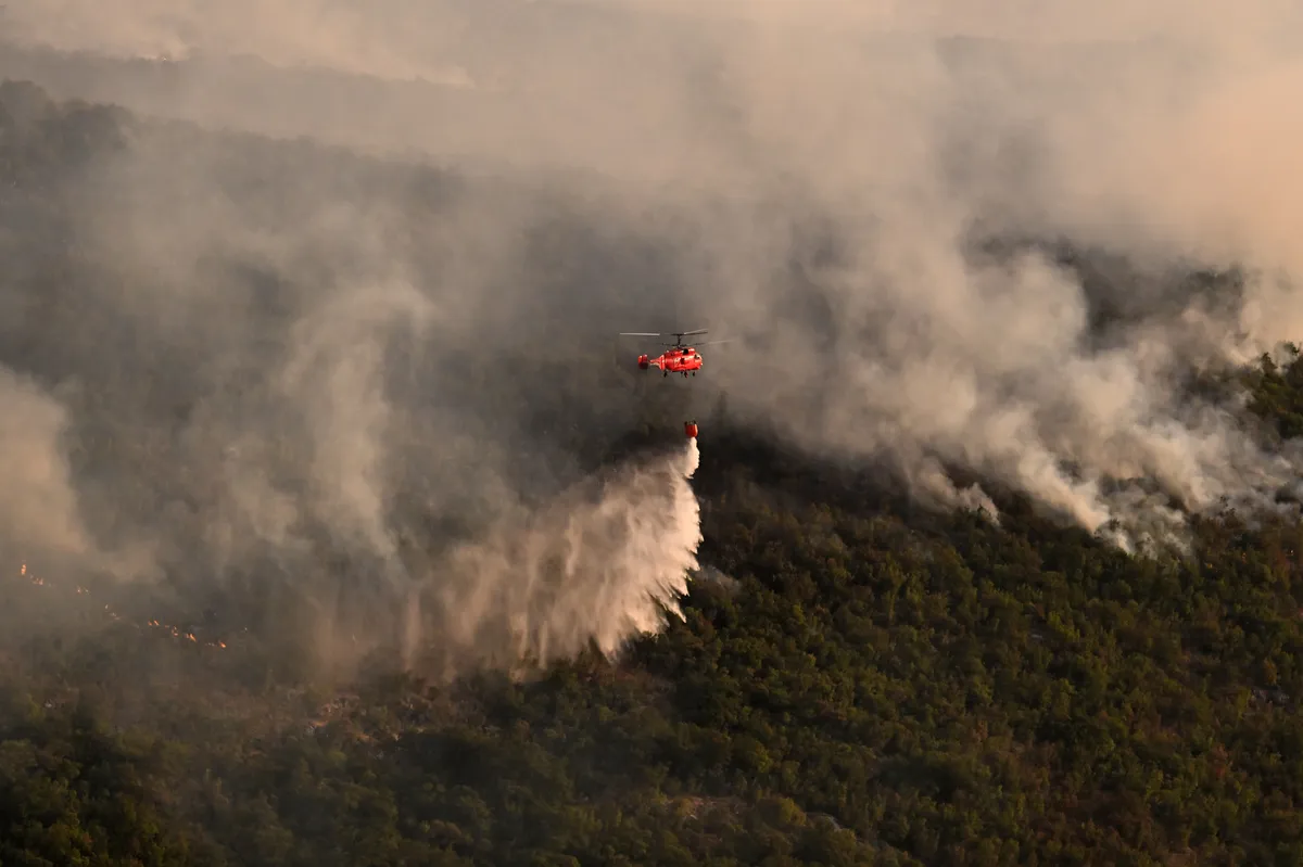 Španjolskoj haraju požari, ali ne može koristiti vatrogasne helikoptere — zbog sankcija Rusiji
