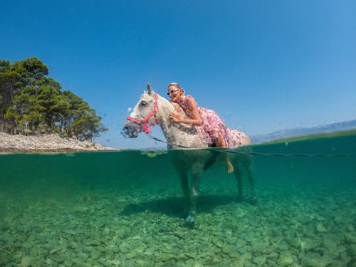 Supetar on the island of Brac, Croatia August 5, 2026. REUTERS/Antonio Bronic REFILE - ADDING DATE