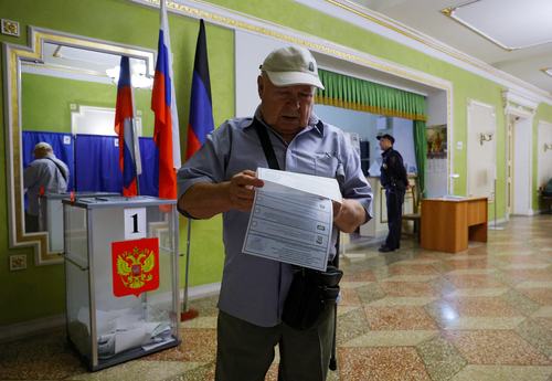 2026-09-18T104049Z_825380086_RC2KLNAYIVL6_RTRMADP_3_UKRAINE-CRISIS-RUSSIA-ELECTION