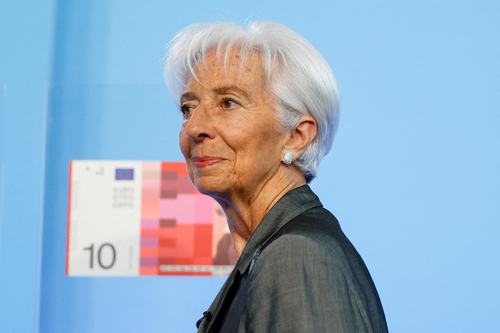 FILE PHOTO: European Central Bank President Christine Lagarde presents shortlisted designs for future euro banknotes at the ECB headquarters in Frankfurt, Germany, July 23, 2026. REUTERS/Heiko Becker/File Photo