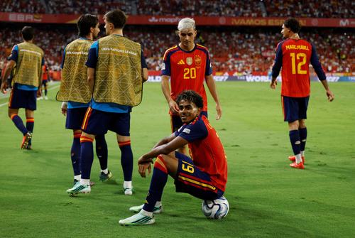 Soccer Football - UEFA Nations League - Group A3 - Spain v Croatia - Ramon Sanchez Pizjuan, Seville, Spain - September 29, 2026 Spain's Lamine Yamal celebrates scoring their third goal