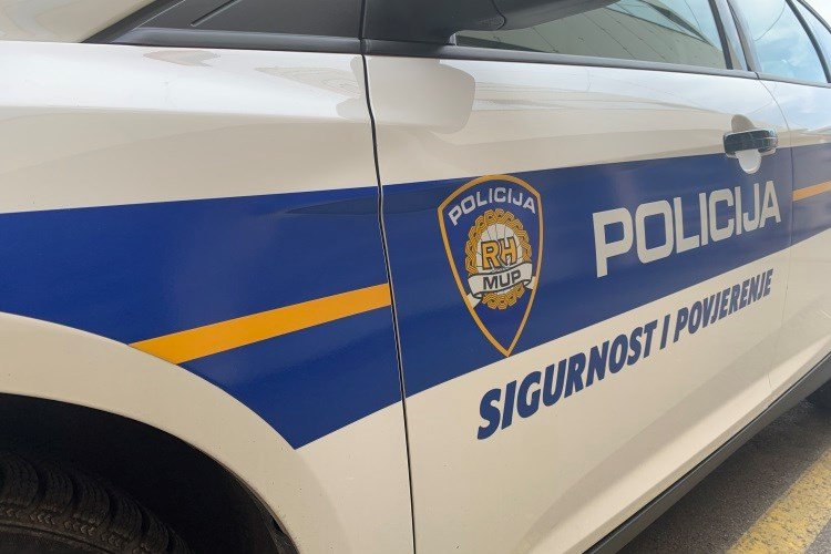 Muškarac smrtno stradao u požaru stana