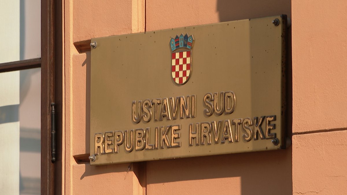 Zbog poruke šefa Ustavnog suda uzavrelo između Jandrokovića i Bauka