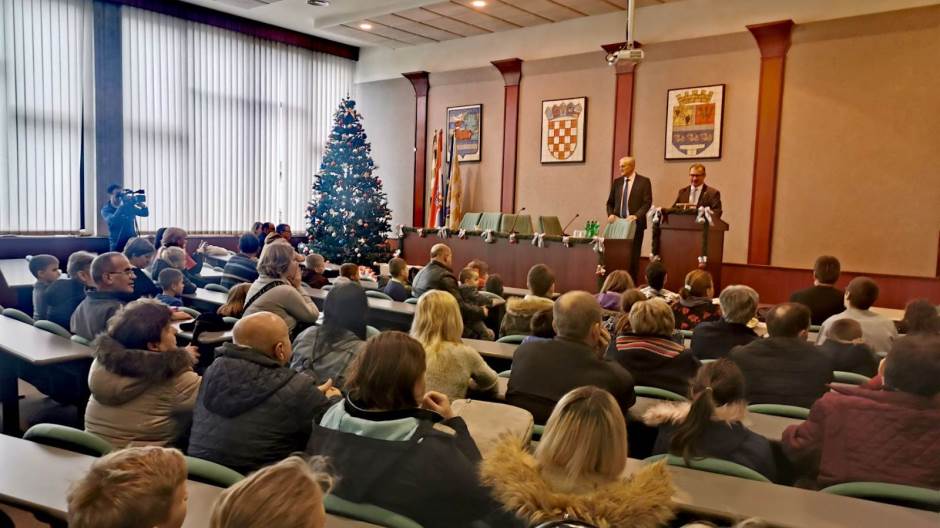 0-02-0a-3e56742b82a8fe41f4290b89aa599cbecddd414a255a7385cdcee2b5580adb0f_97b1dc6c