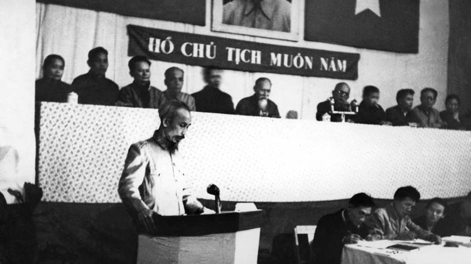 000_APP2000041501536