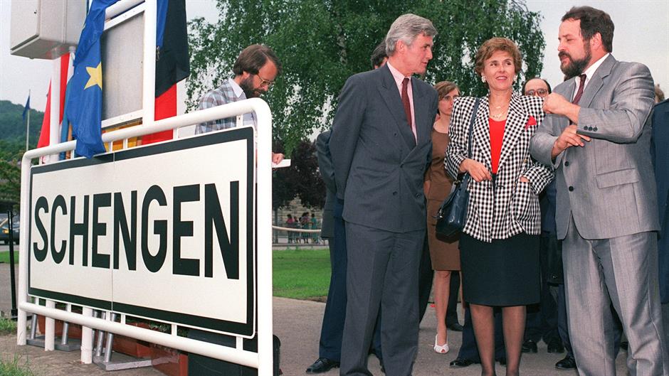 000_APP2000060117844