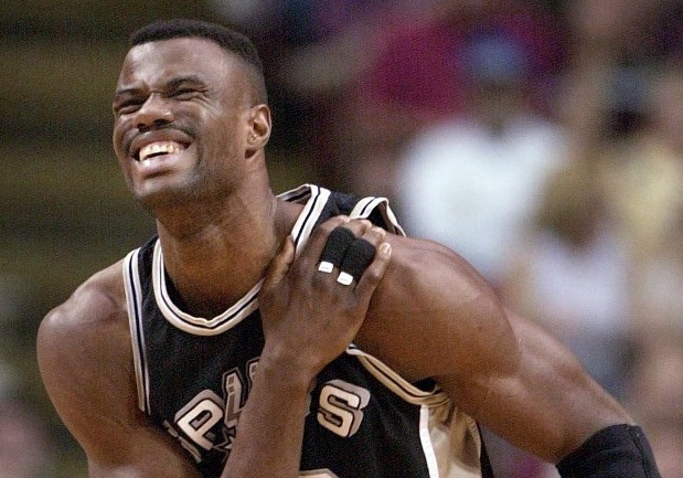 000_APW2000040515013