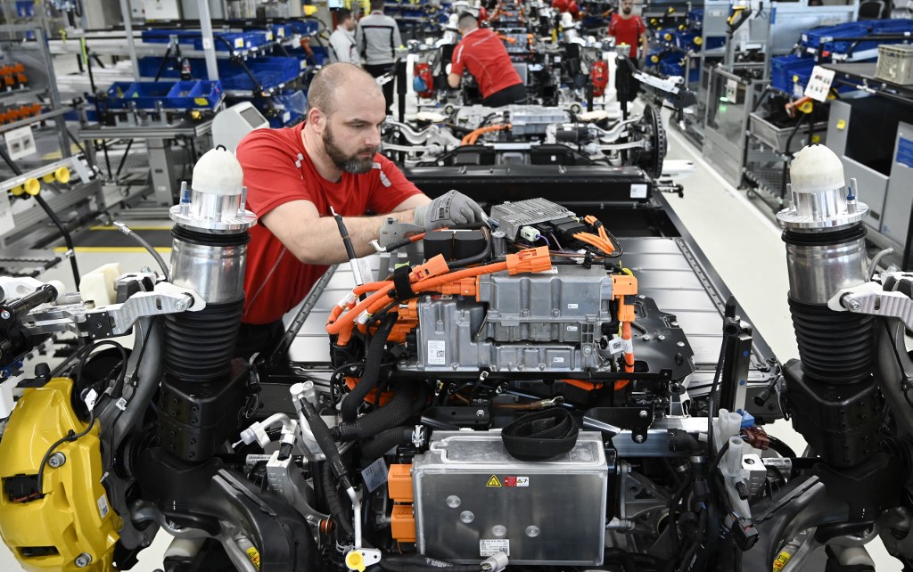 električni automobili, baterija (ilustracija)