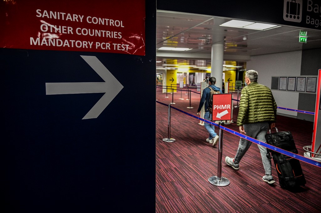 koronavirus, aerodrom, zračna luka, covid, francuska