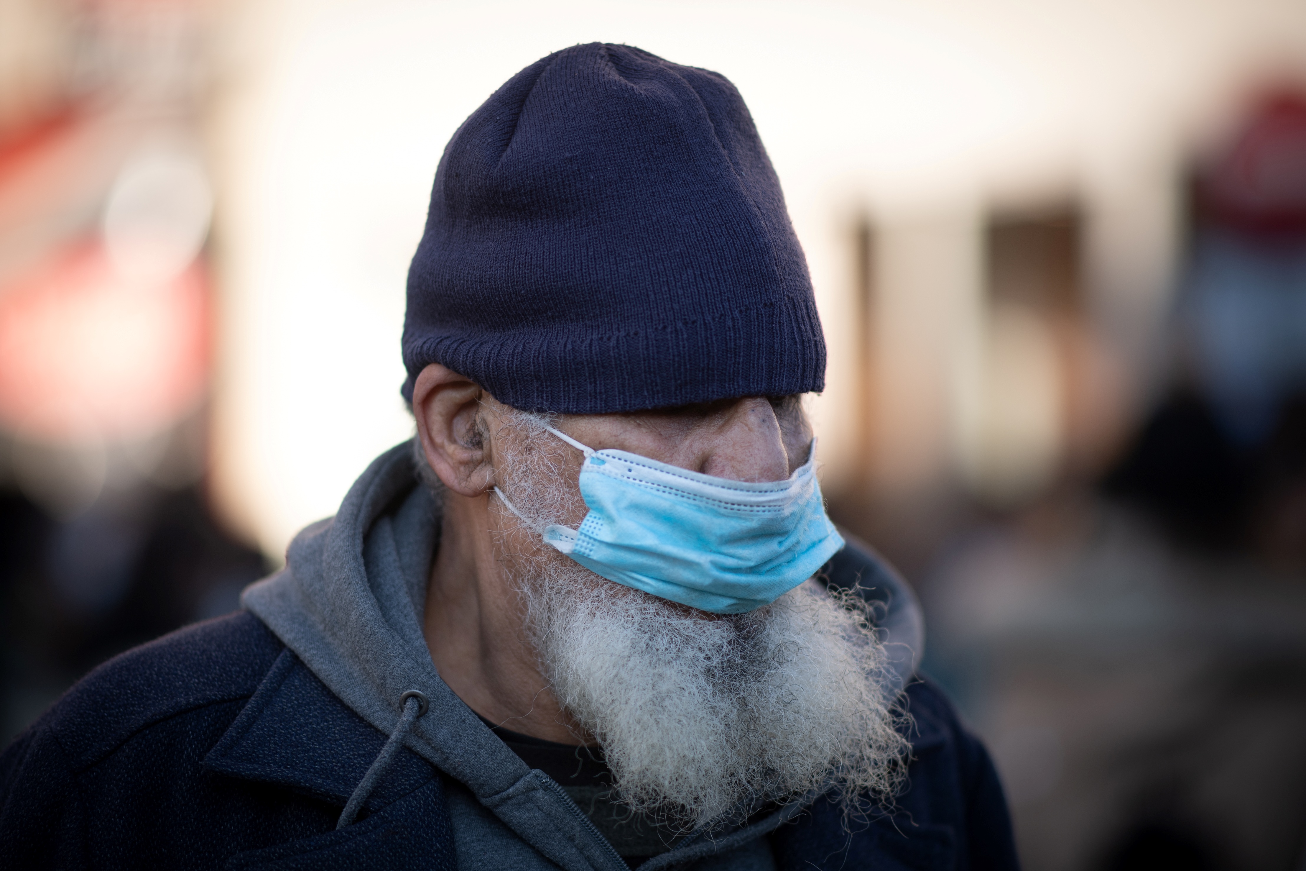 koronavirus, covid-19, maska, zima, starije osobe, stariji