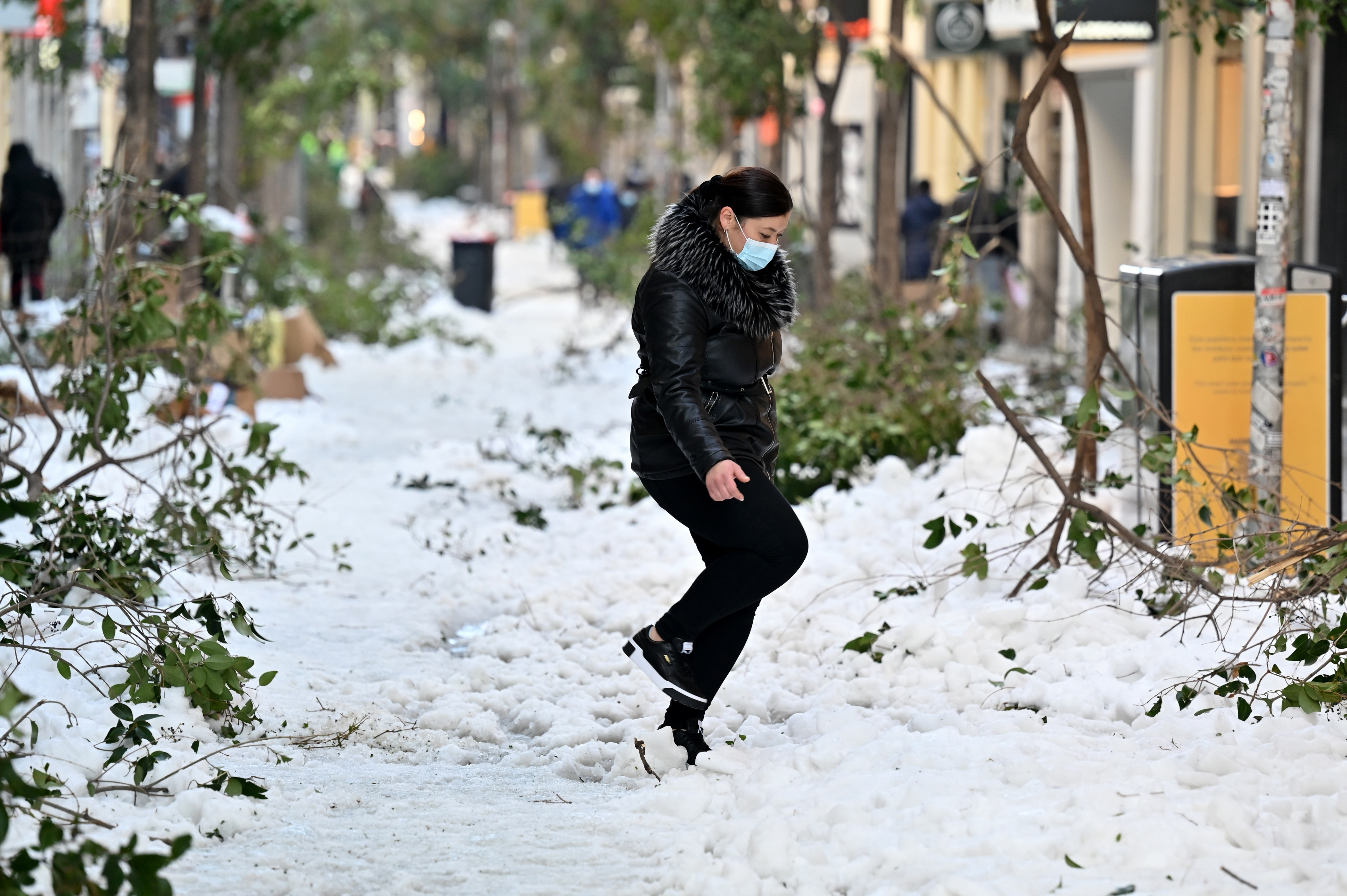 madrid, snijeg, maska, maske, koronavirus, covid-19