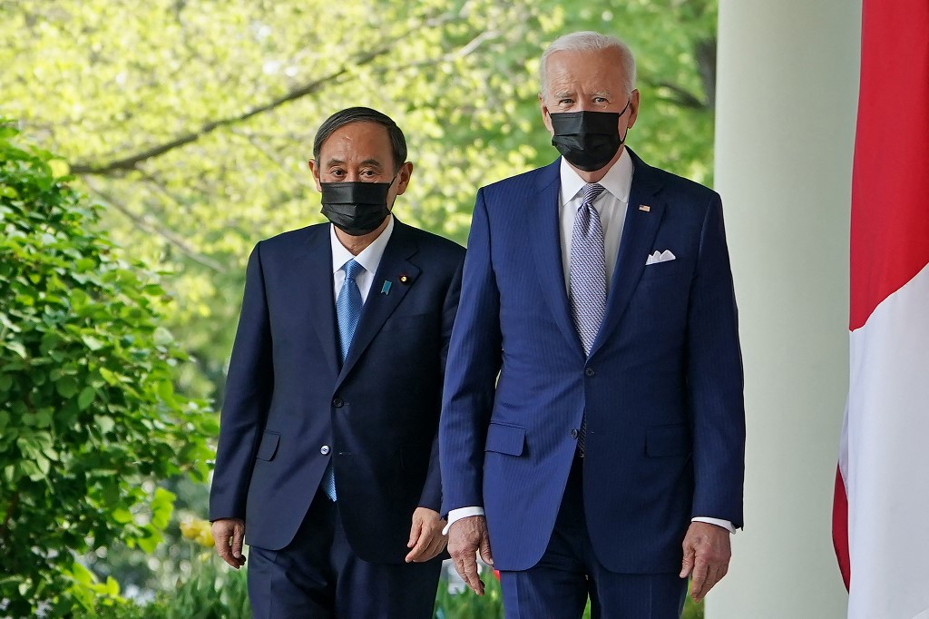 Joe Biden, Yoshihide Suga