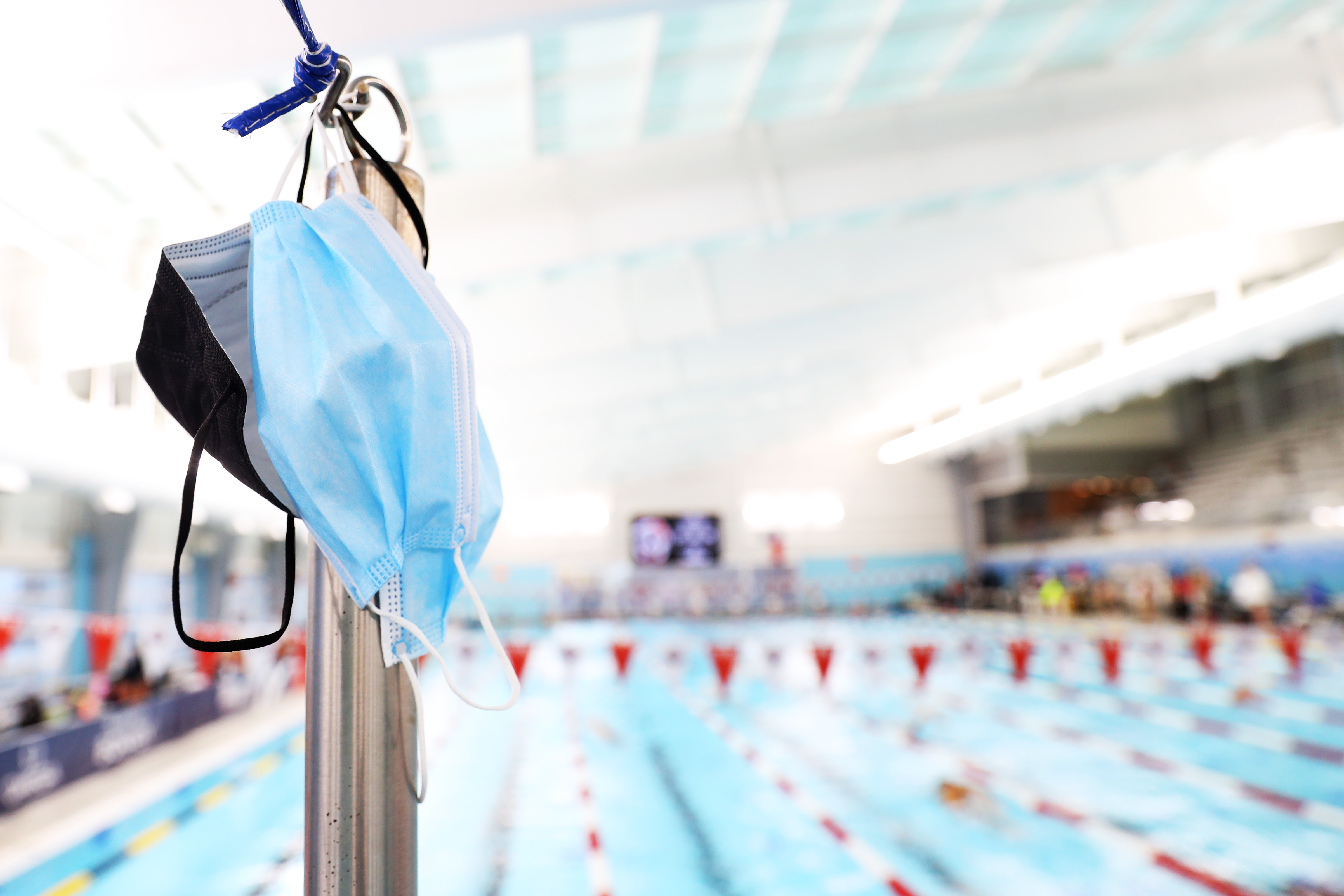 koronavirus, covid-19, bazen, sport, sportske aktivnosti, maske, plivanje, djeca