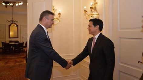 12963457_1049803125077714_1356905106824467264_n