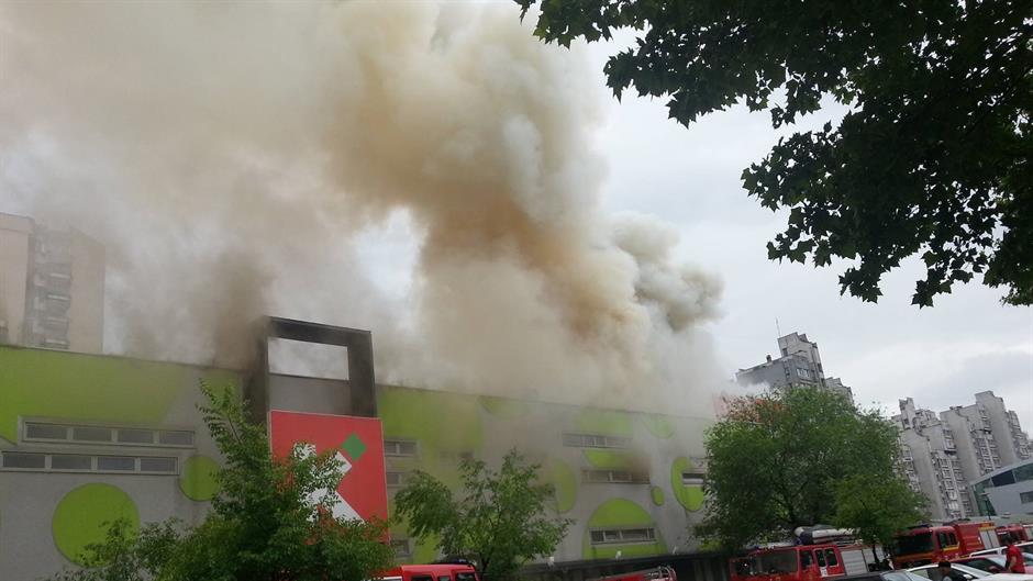 13271852_1711829432426861_1627637617_o