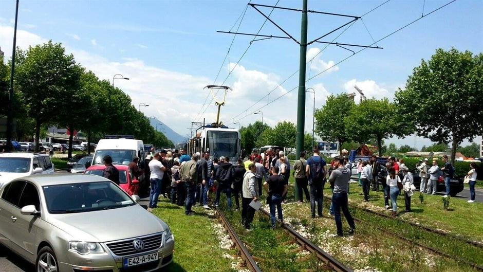 13288297_1714735825469555_113781636_o