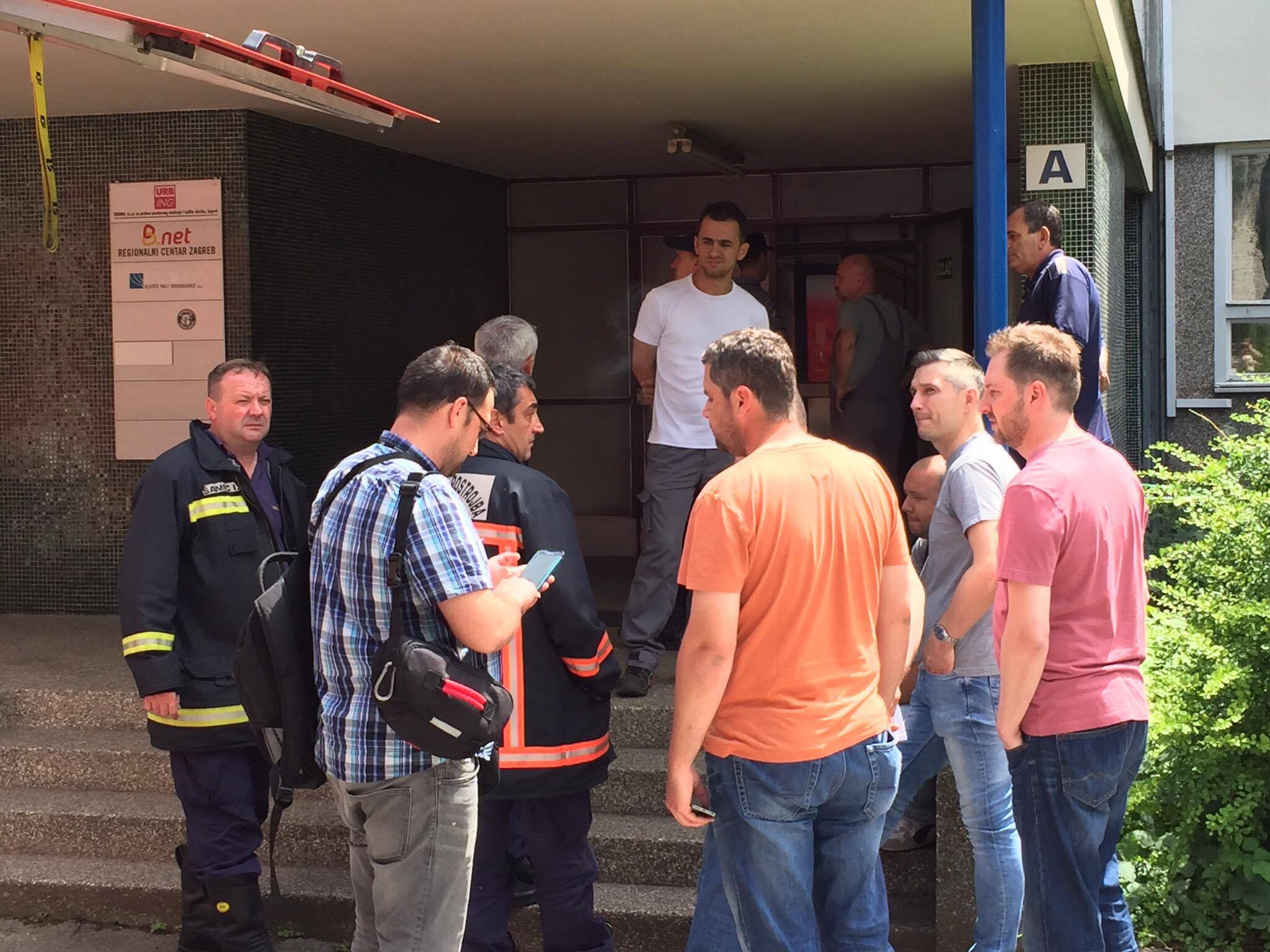 13405646_1017072095049953_1161169584_o