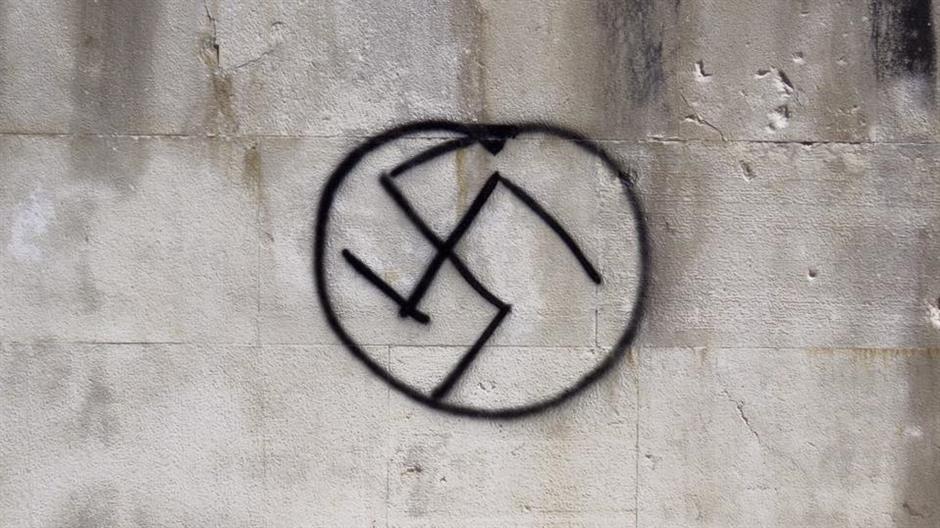 14051592_550620651800049_4131118555565199248_n