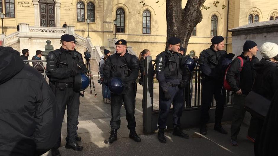 15390859_1174416845984644_8178249615292309328_n