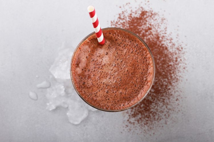 čokoladni smoothie. čokolada, kakao