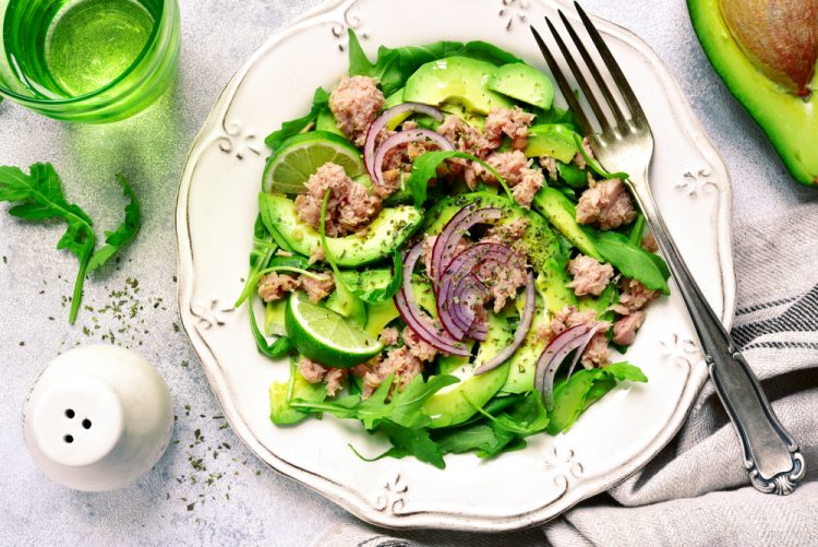 salata, tunjevina, avokado, dijeta, kalorije