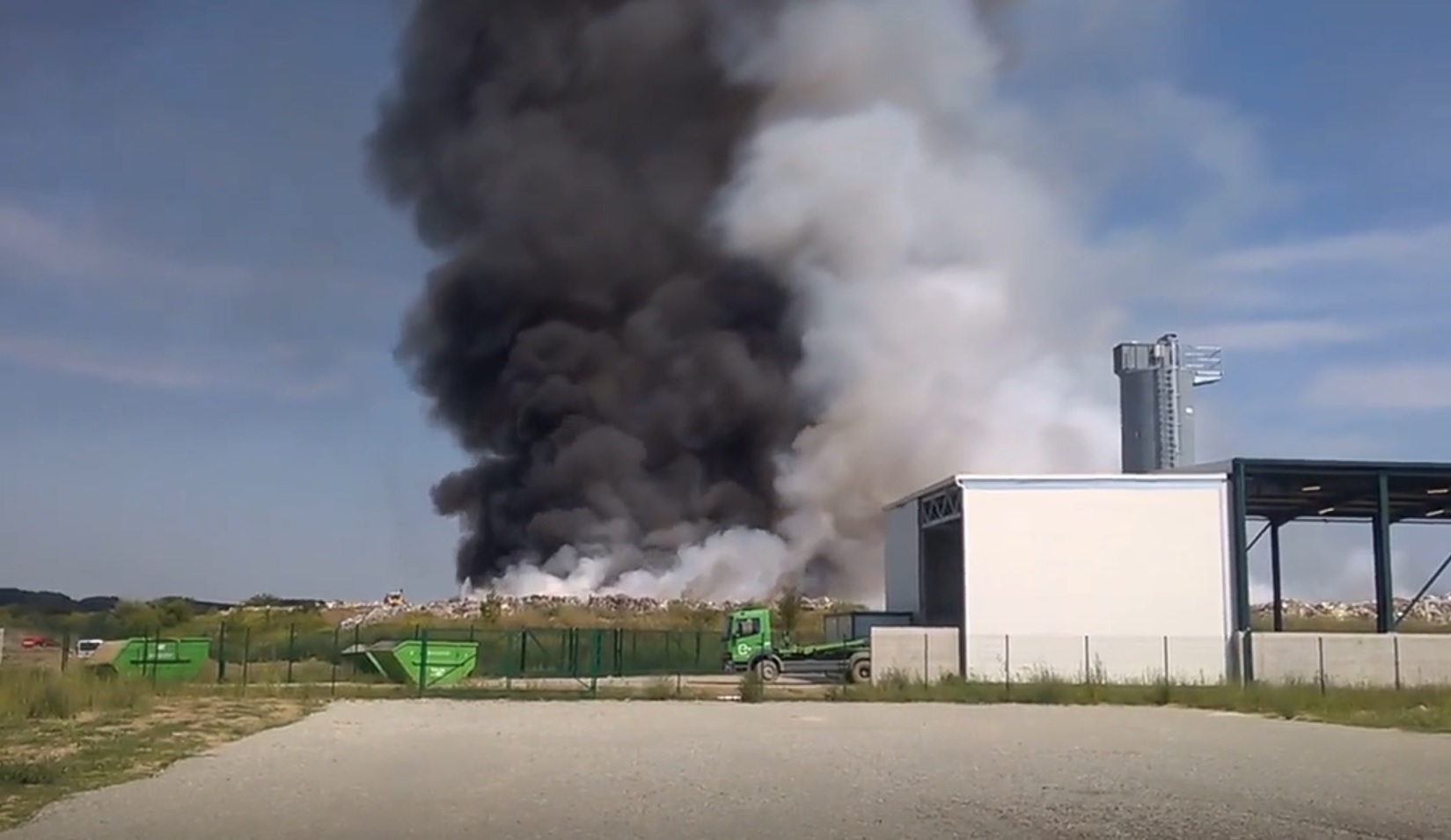 odlagalište otpada belišće požar