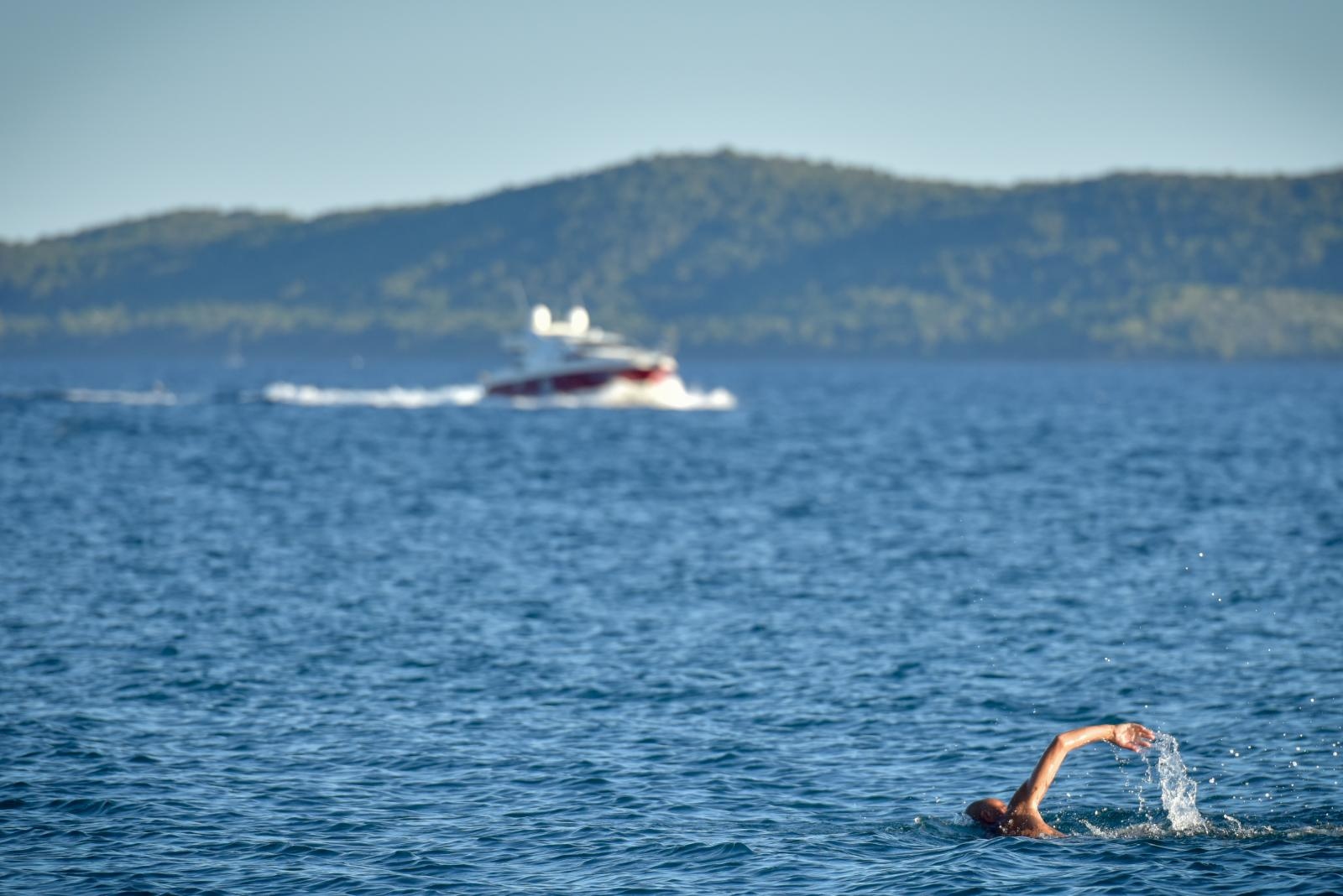 glisiranje, gliser, kupanje PIXSEJ