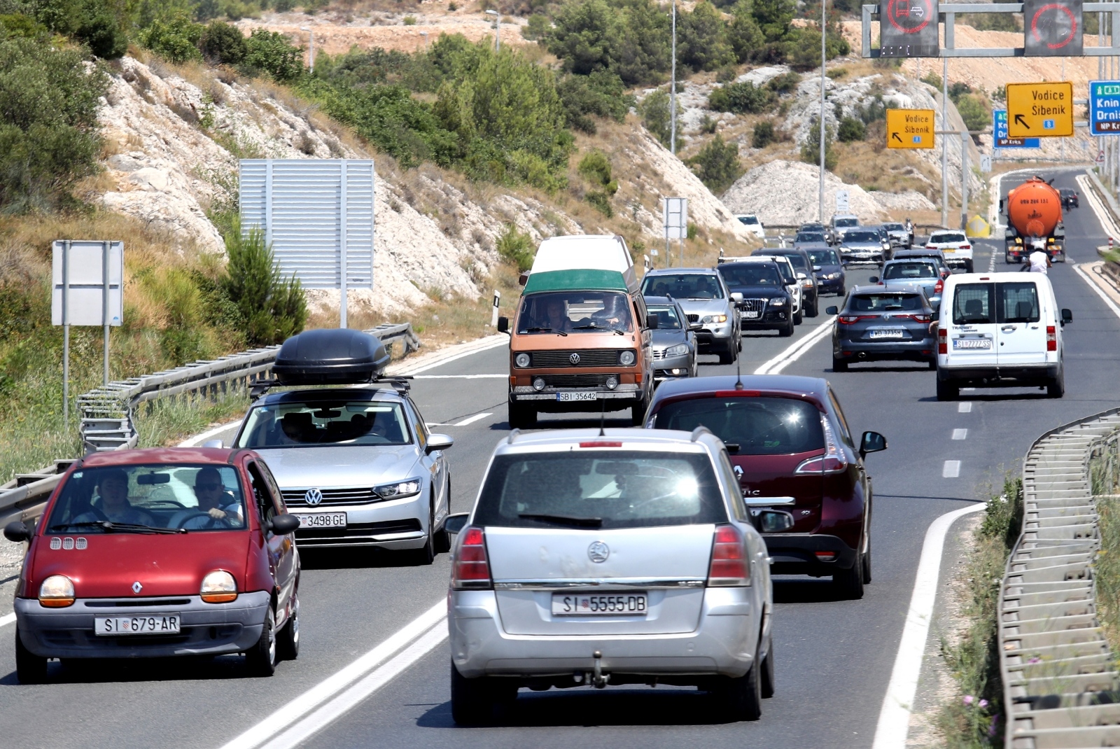 Šibenik: Udarni turistički vikend stvorio je velike gužve na Jadranskoj magistrali