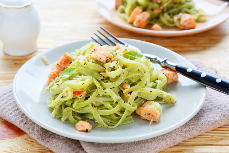 tjestenina, pašta, rezanci, losos