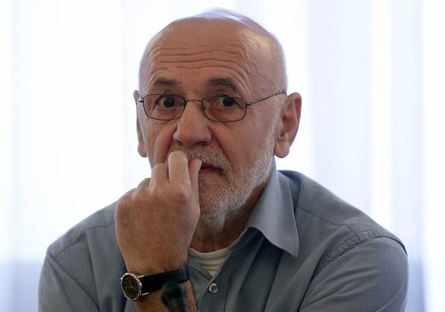 Novinarska srijeda na temu 'Tko æe biti novi predsjednik/predsjednica HND-a?'