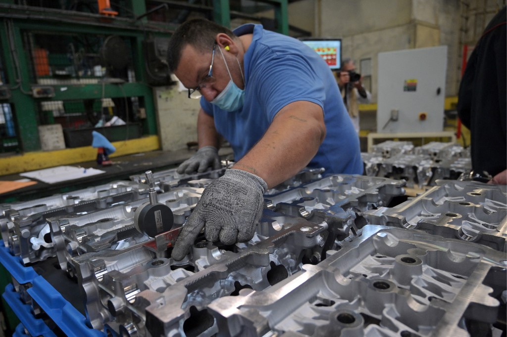 aluminij, metal, tvornica, industraija, proizvodnja, rad, radnik,