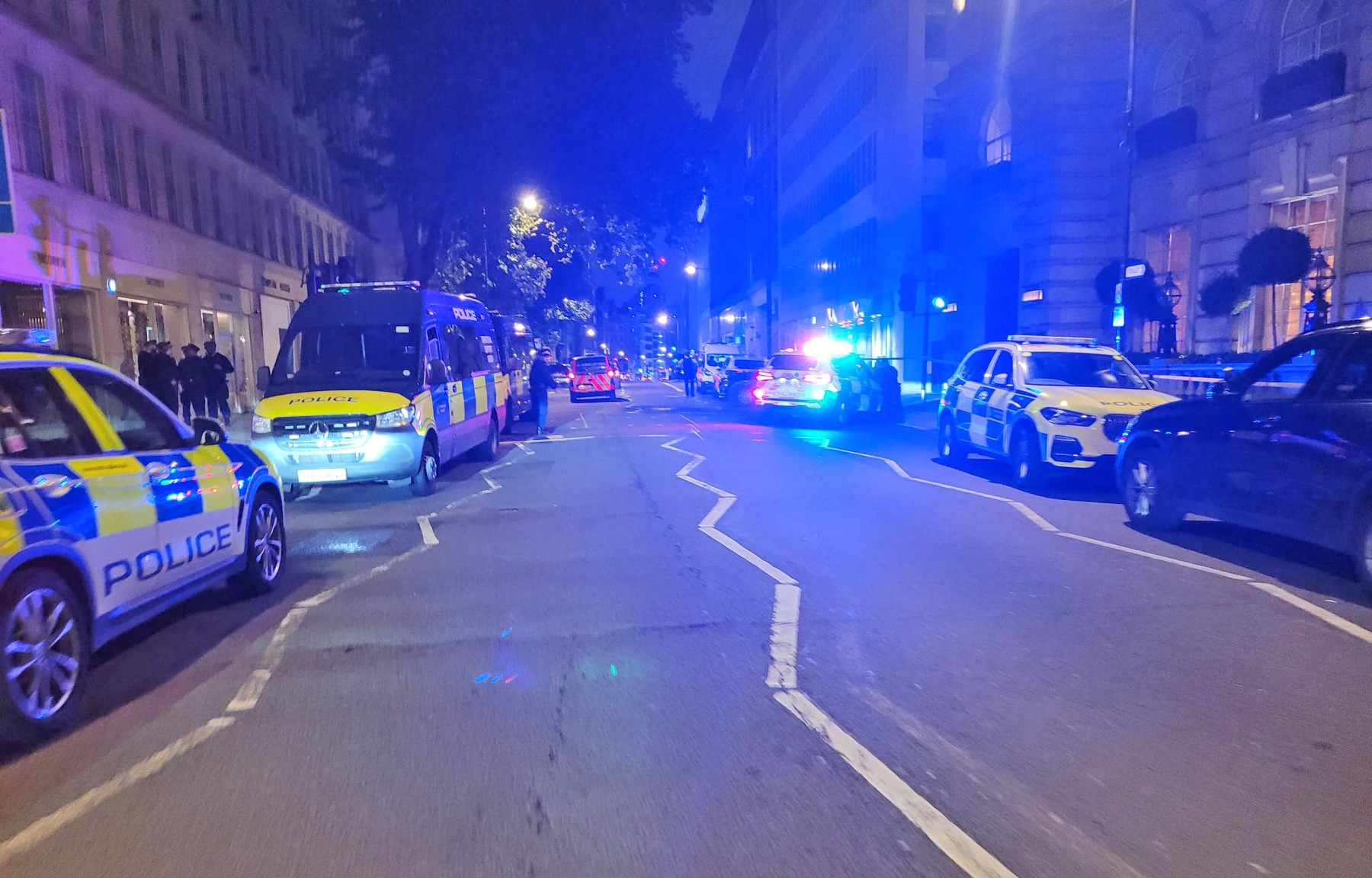 EXCLUSIVE: Police Armed Response Units Seen Sealing Off The Rosewood Hotel In London Following A Shooting At 4am In London At Drakes Wireless 2021 Afterparty