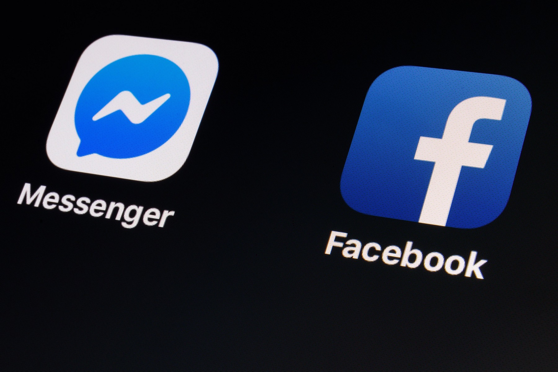 Indianapolis - Circa February 2019: App icons of Social Media Giant Facebook app. Despite privacy concerns, Facebook has over 2 billion users II