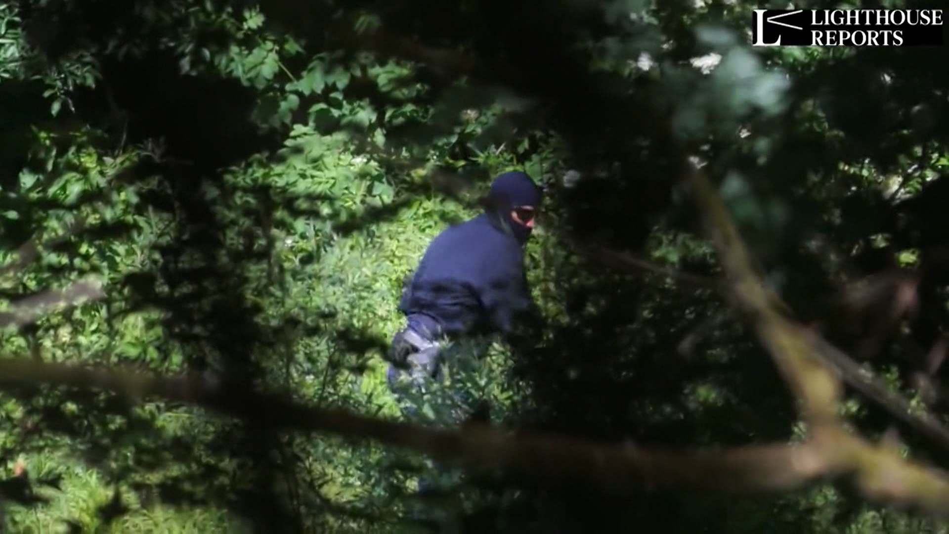 policija mlati migrante