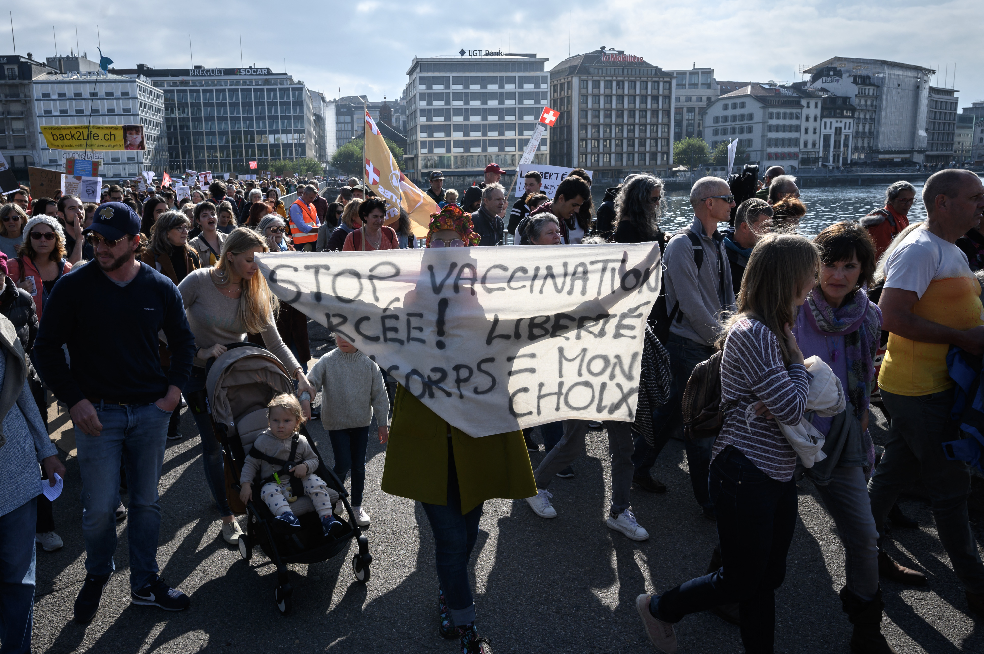 Psovjed protiv covida, koronaprosvjed, prosvjed protiv korone, švicarska