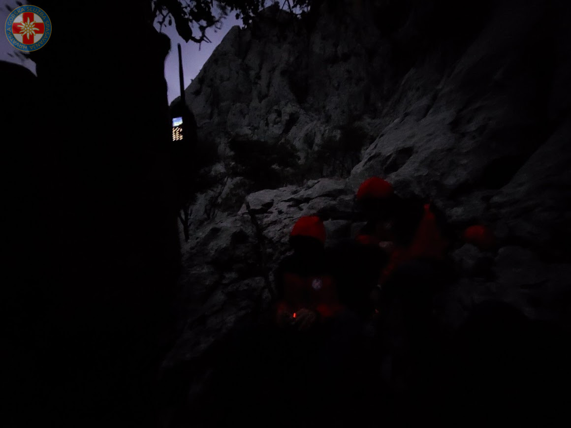 Spašavanje penjača s Velebita