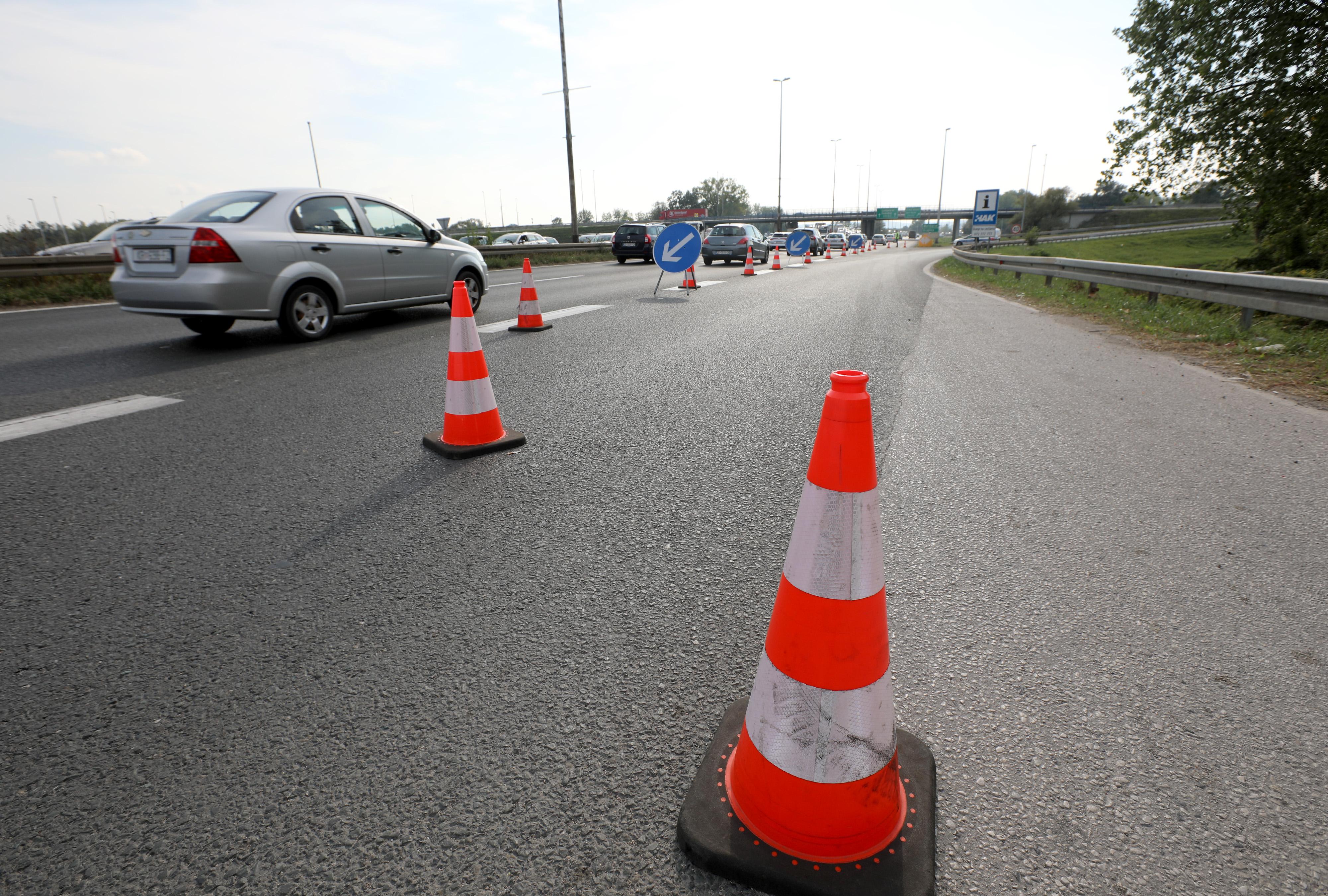 Zagreb: Kaos u prometu na A2 - kolona dugačka do deset kilometara