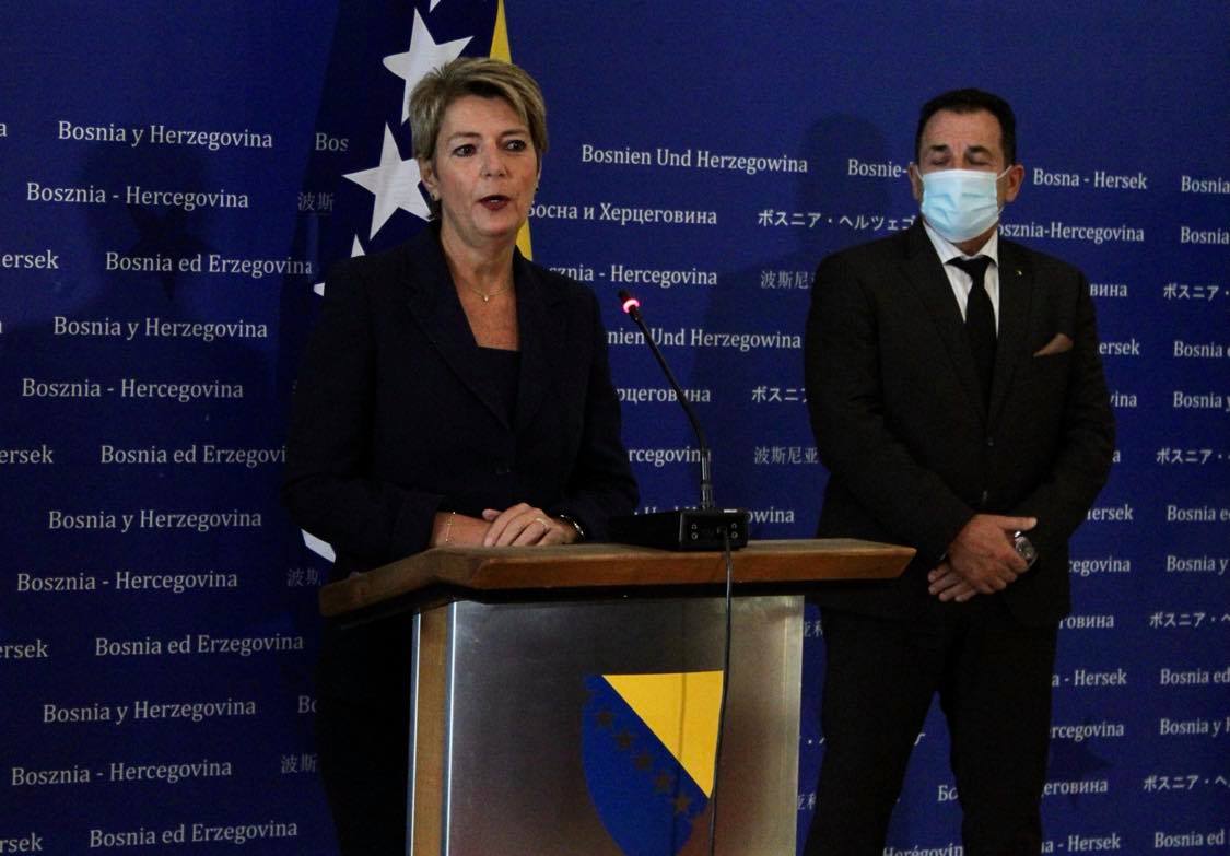 Selmo Cikotić, Karin Keller-Sutter