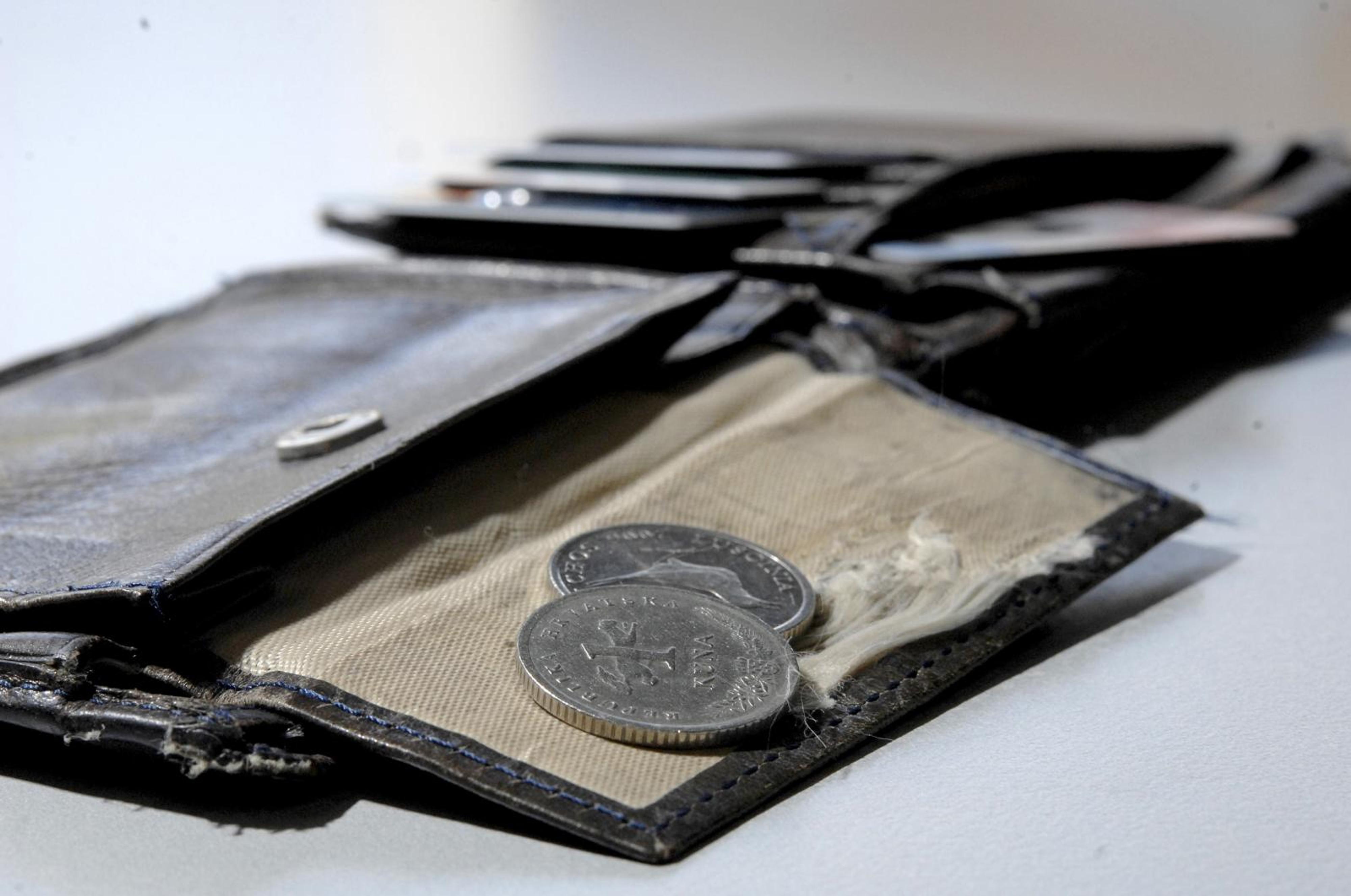 NOVČANIK, Kovanica, sitniš, dug, bankrot, kuna