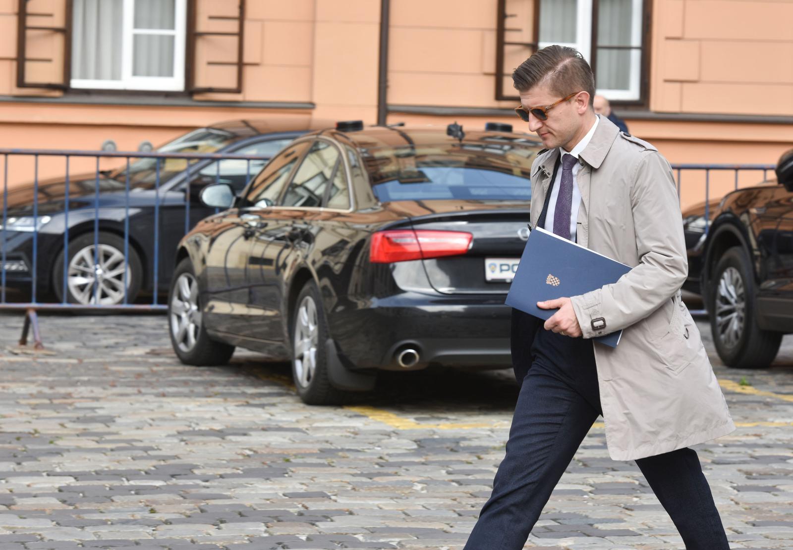 Zagreb: Članovi vladajuće koalicije dolaze na sastanak u Banske dvore