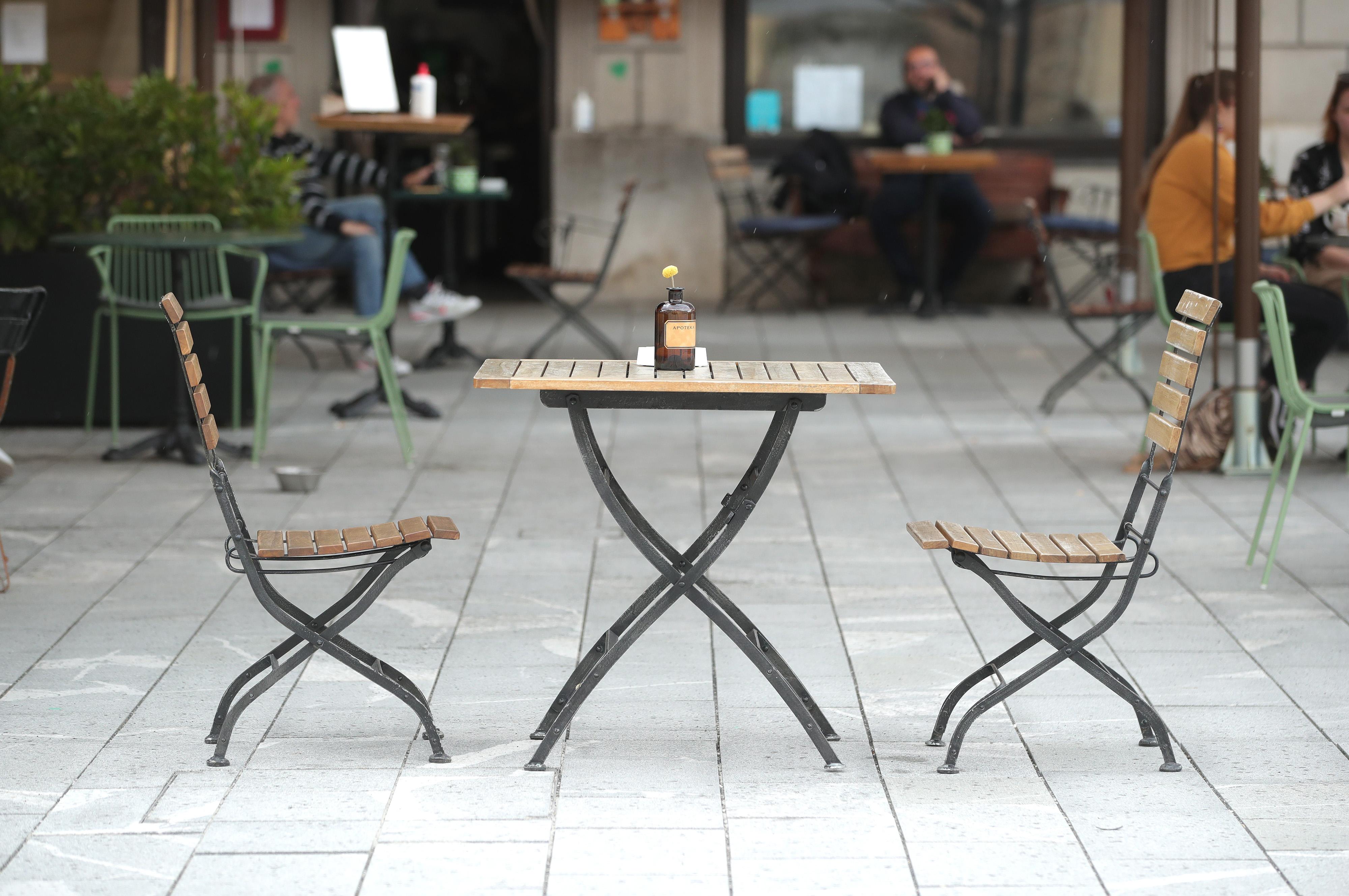 slovenija, maribor, korona, kafić, ugostitelji, terasa