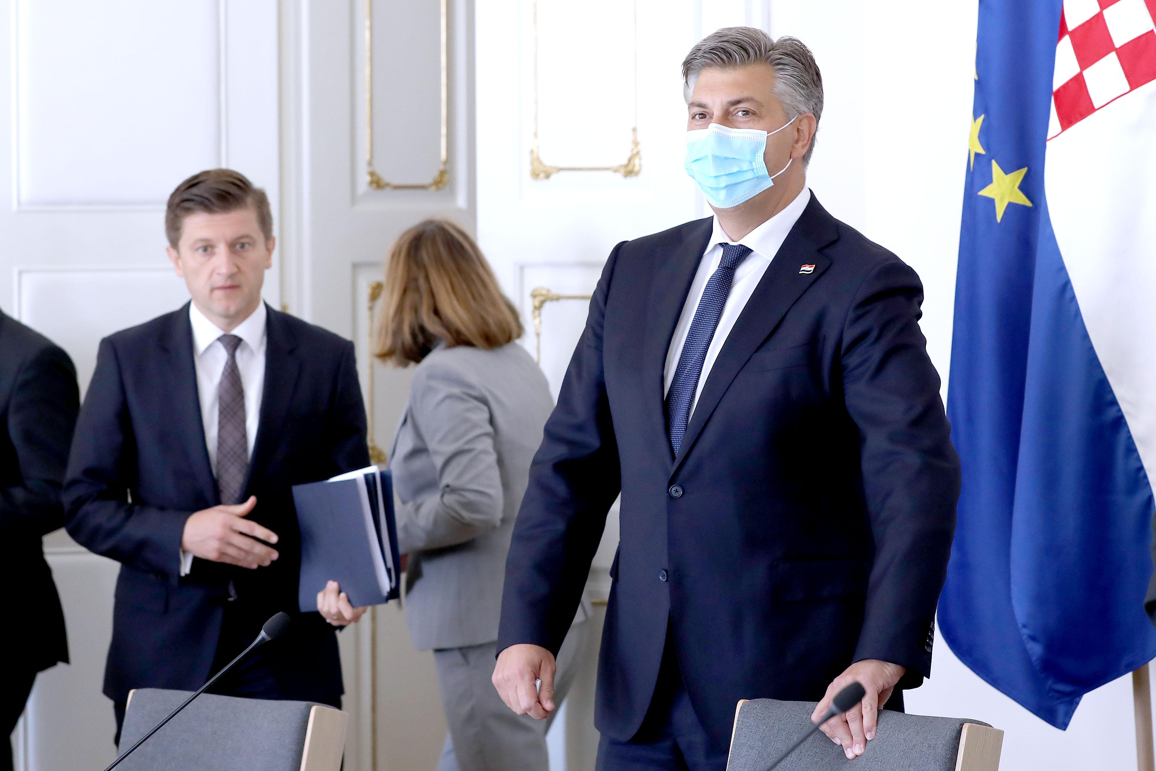 Zagreb: Andrej Plenković se sastao s predstavnicima banaka s temom minusa na računima