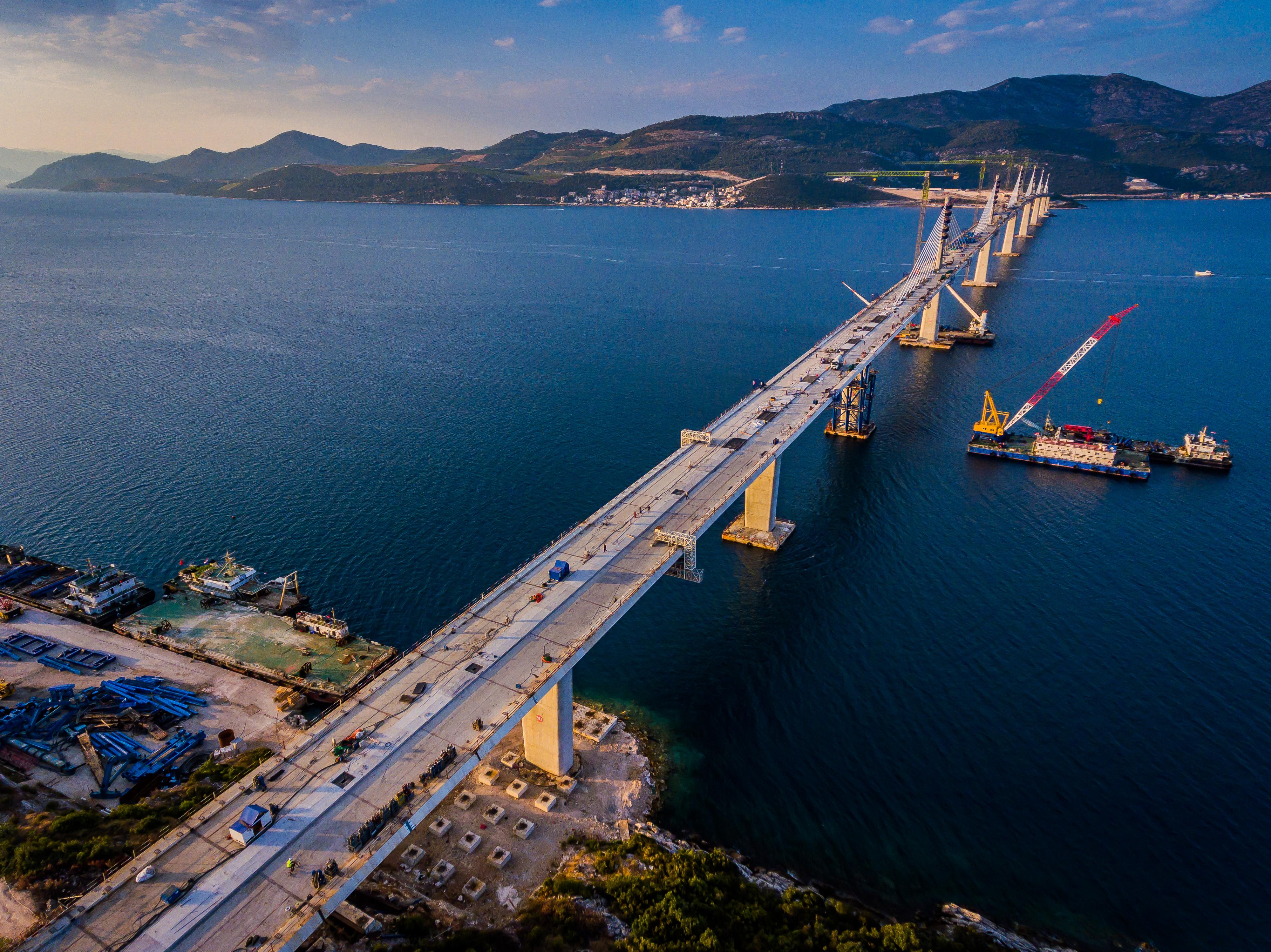 Fotografije iz zraka Pelješkog mosta